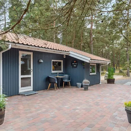 Dagi - 300m From The Sea By Interhome